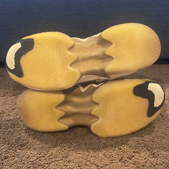 Jordan Why Not? Zer0.5 Basketball Shoes - Picture 4 of 4